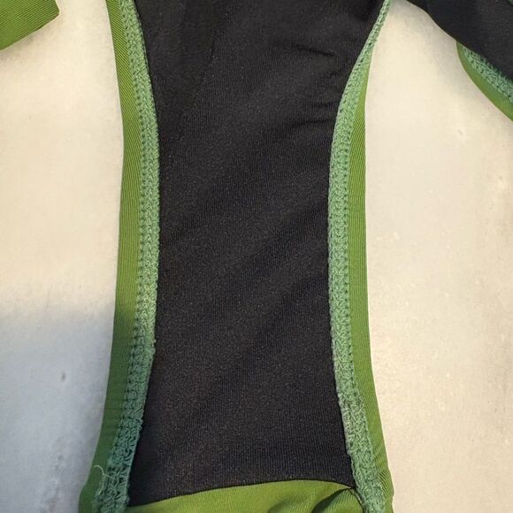 Perry Ellis Green Bikini with Tie Details - Picture 9 of 9